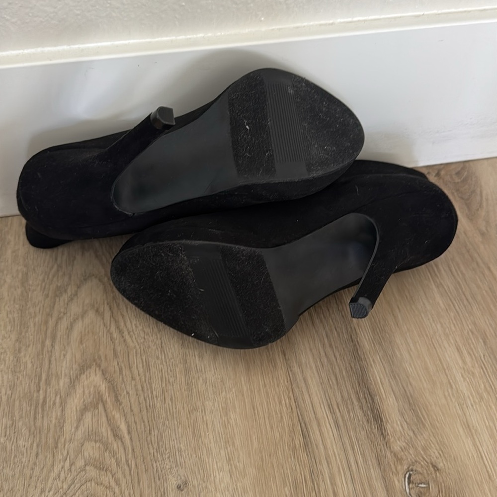 Apt. 9 women’s heeled booties - Picture 5 of 5